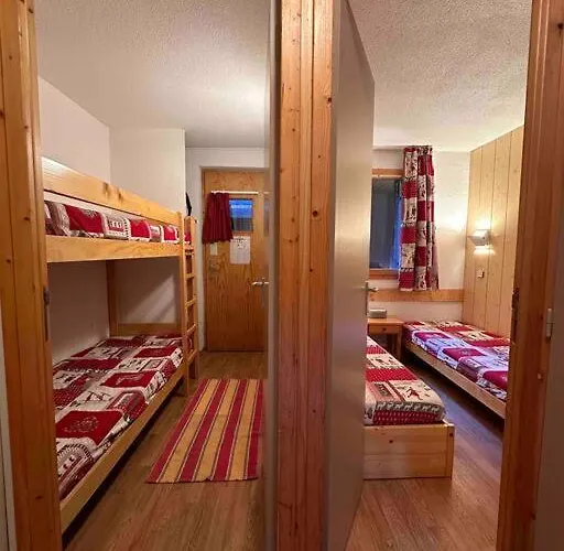 Les Brigues كورشوفيل