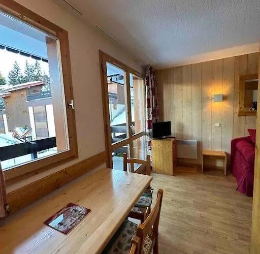 Les Brigues Apartment *